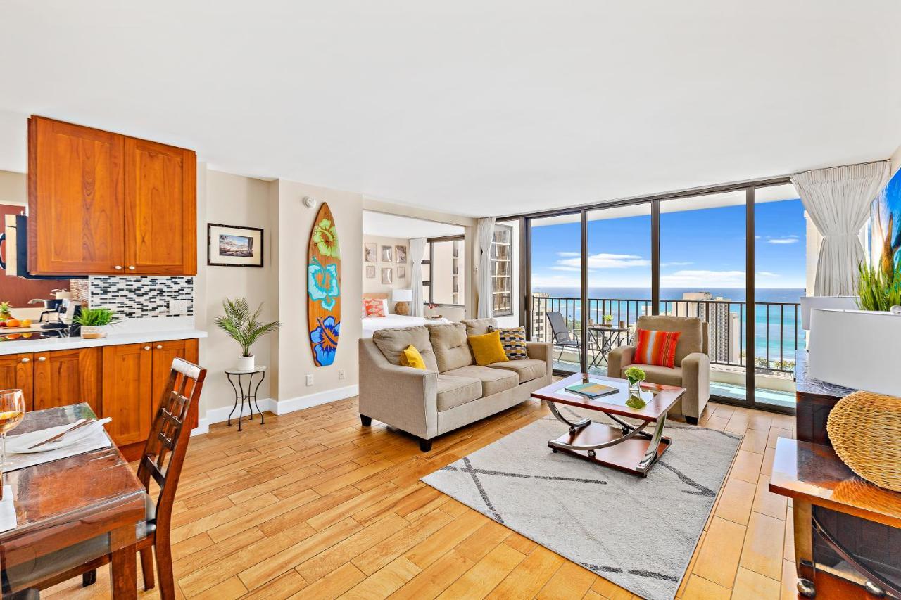 Waikiki Banyan 1Br With Great Ocean Views, Steps To Beach & Parking! 檀香山 外观 照片